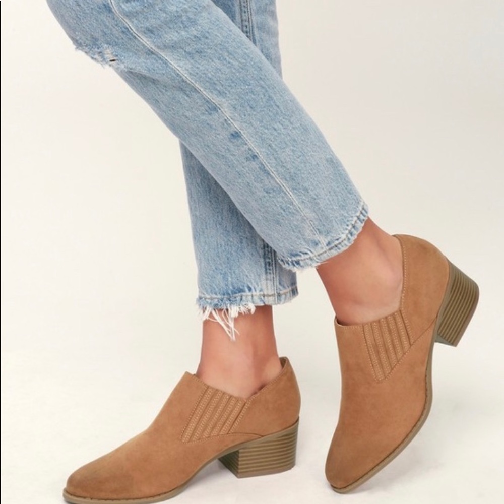 NWT Madden Girl Bruin Western Booties Tan Size 11